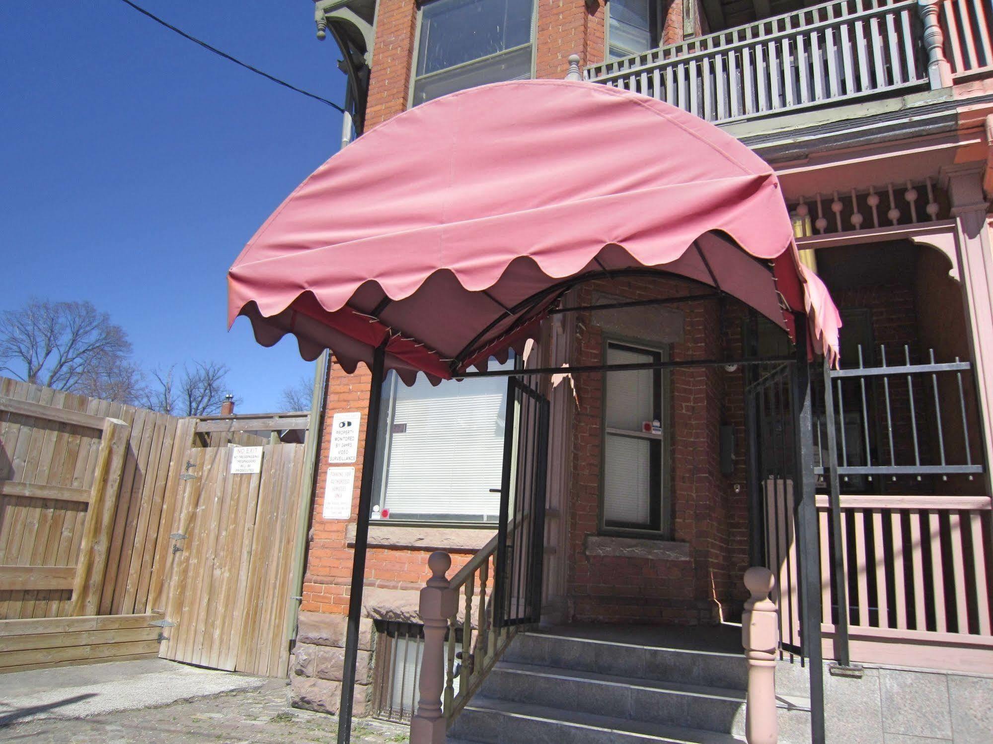Spadina 11 Guesthouse Toronto Eksteriør billede